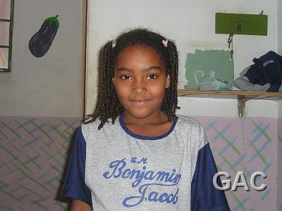 0504 Jessica.jpg - Jessicas Blick als sie von ihrer Patenschaft erfährt.